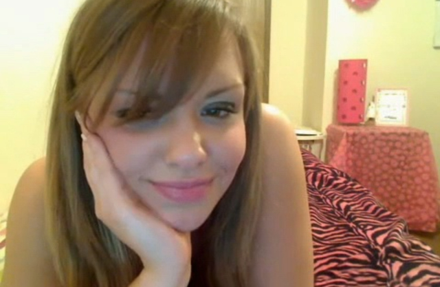 640px x 417px - Cute girl gets naked in front of her webcam |